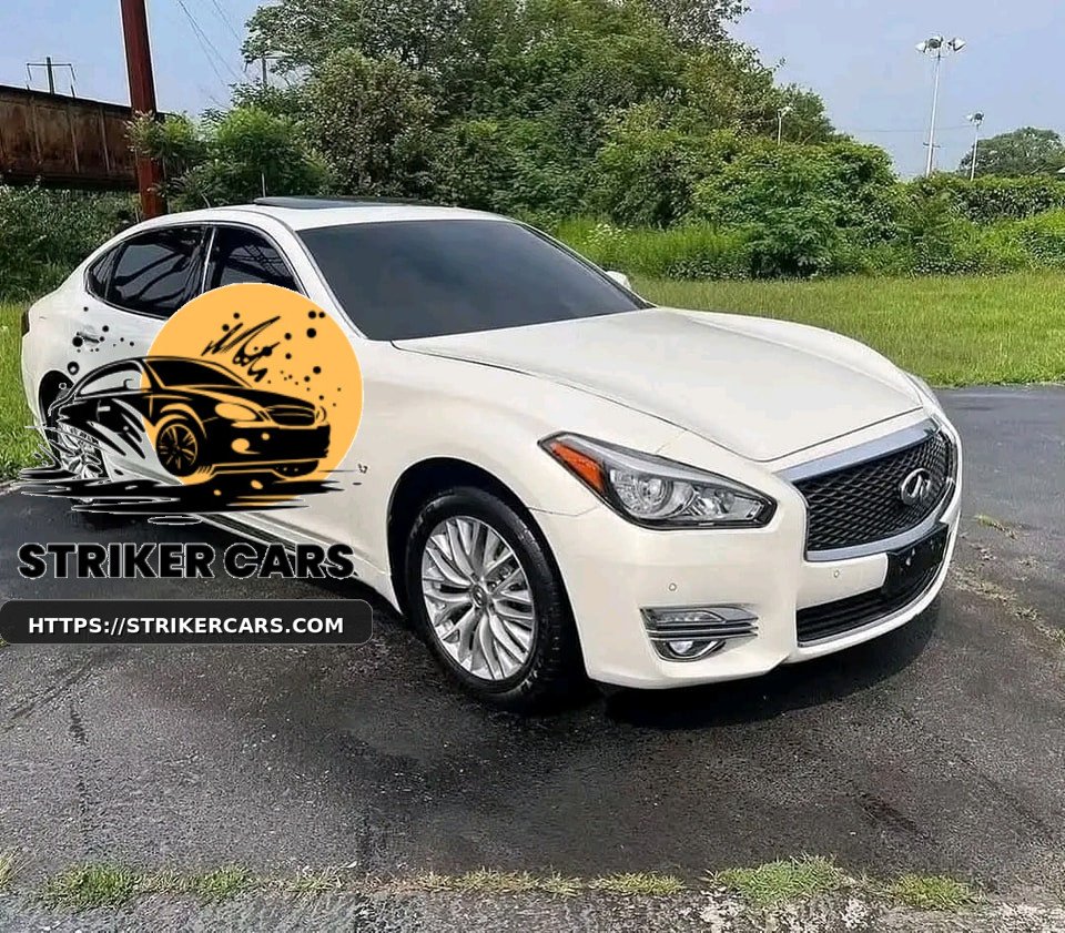 2015 Infiniti Q70L